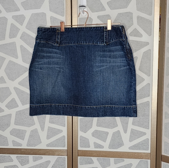 Tommy Hilfiger Denim Skirt  - Size 16 - Picture 6 of 6